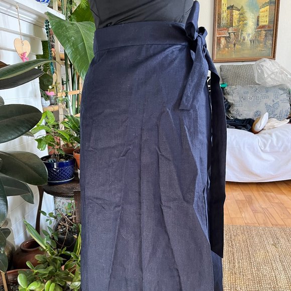 Zara Midi Skirt with Pom Poms - Picture 5 of 9